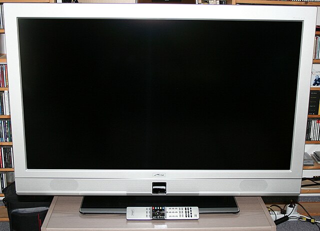 640px-Metz_Axio_TV.jpg