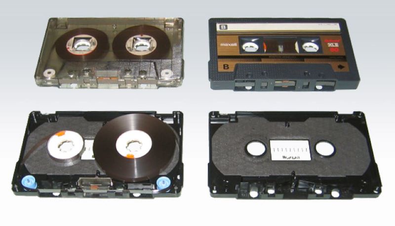 Aufbau_einer_Musikkassette.jpg