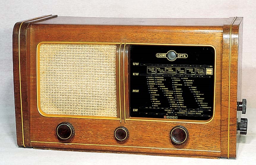 loewe optra radio 02 0003