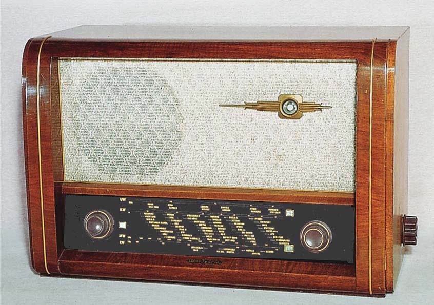 loewe optra radio 03 0001